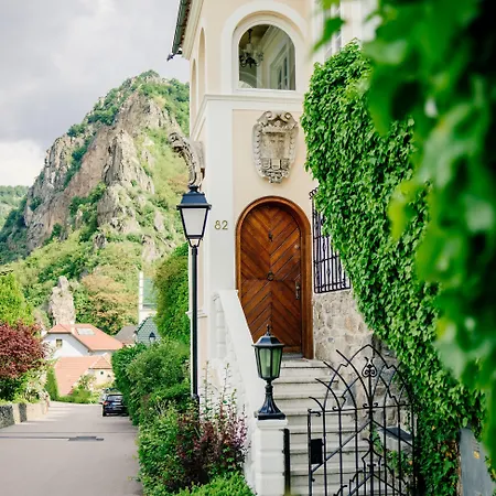 Schoenthal Vila
