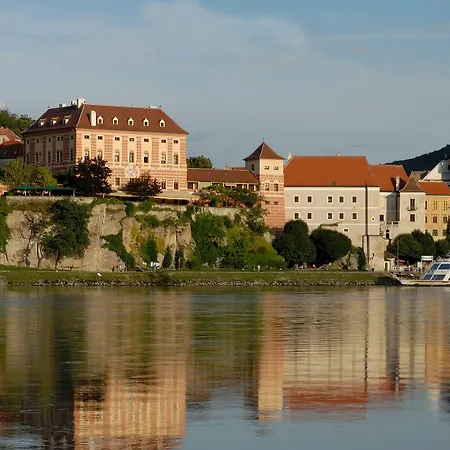 Schoenthal Vila